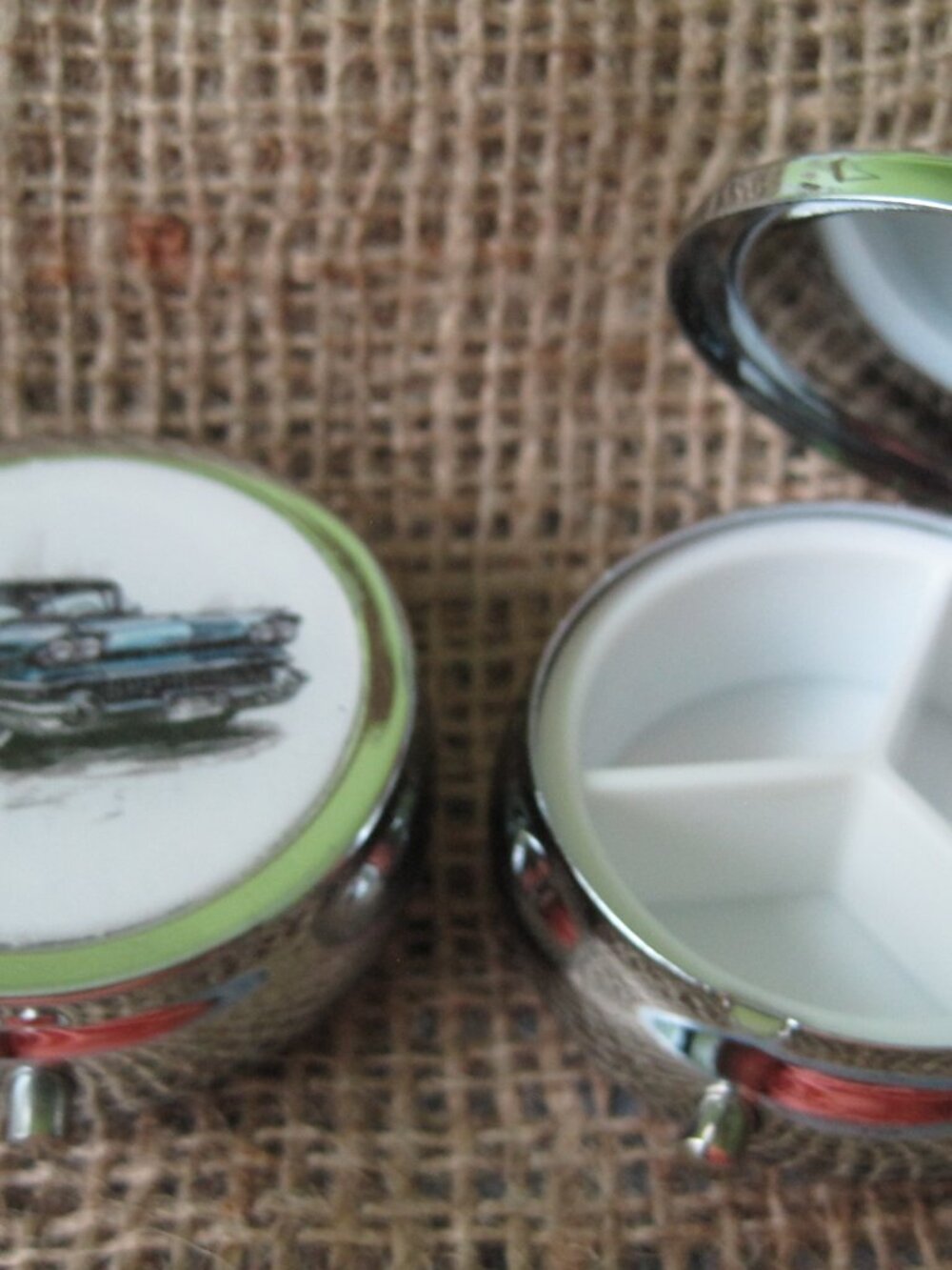 Classic Car Themed Three Compartment Pill Box